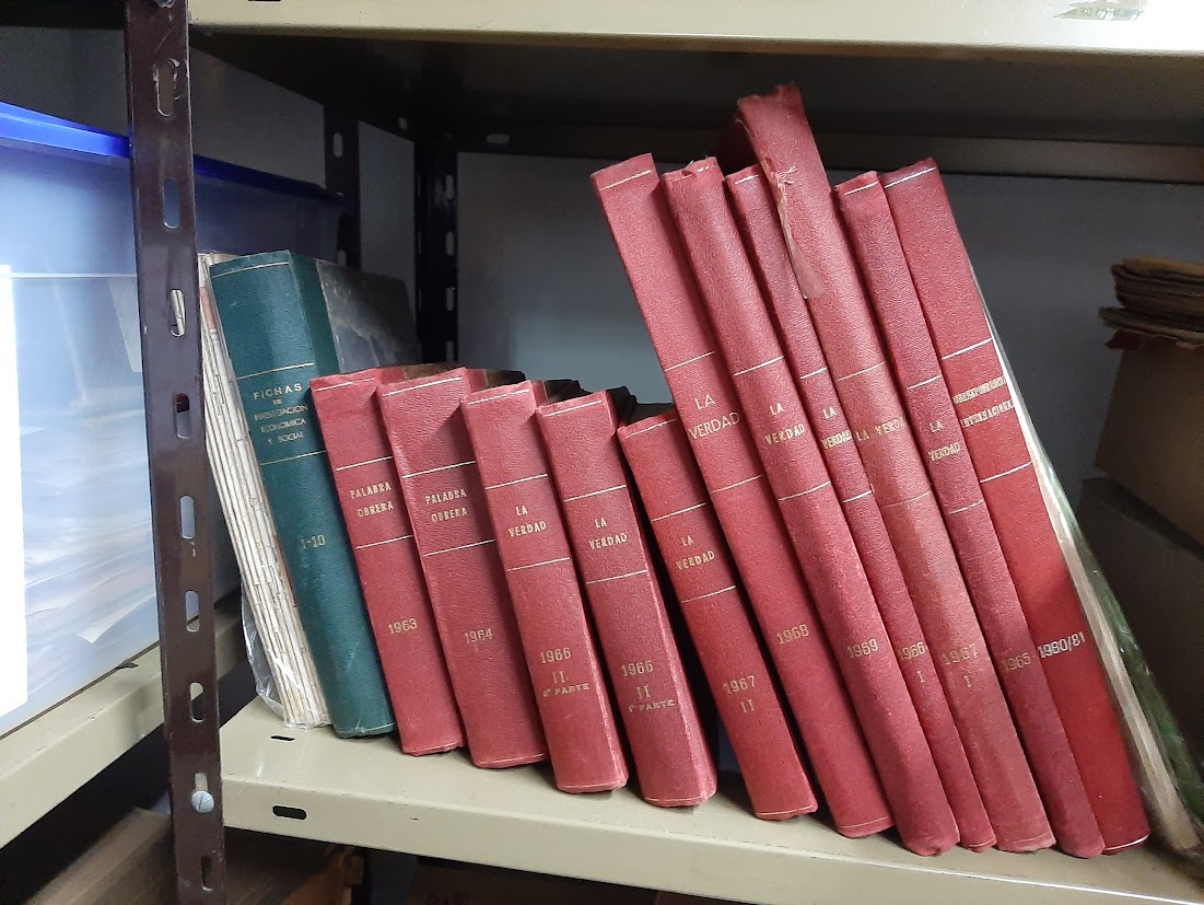 Papeles y materiales históricos incorporados a la entrega